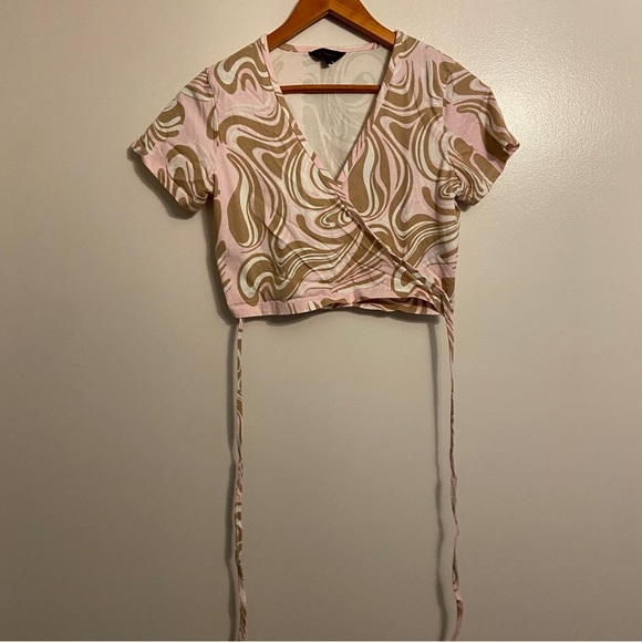 Crop Top Tie Wrap - Picture 2 of 3